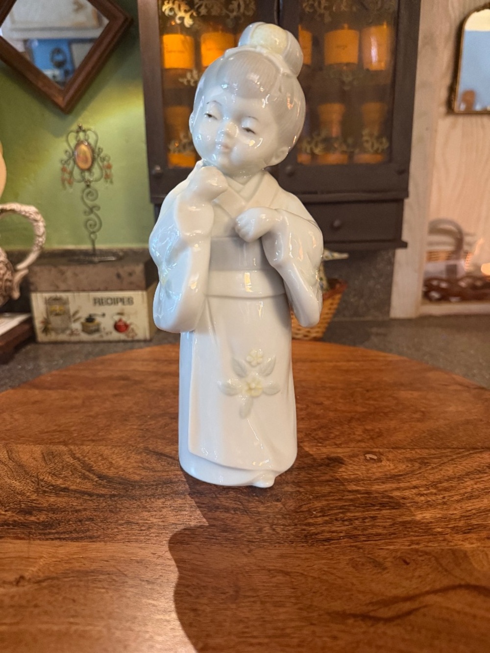 Vintage Japanese Geisha Figurine